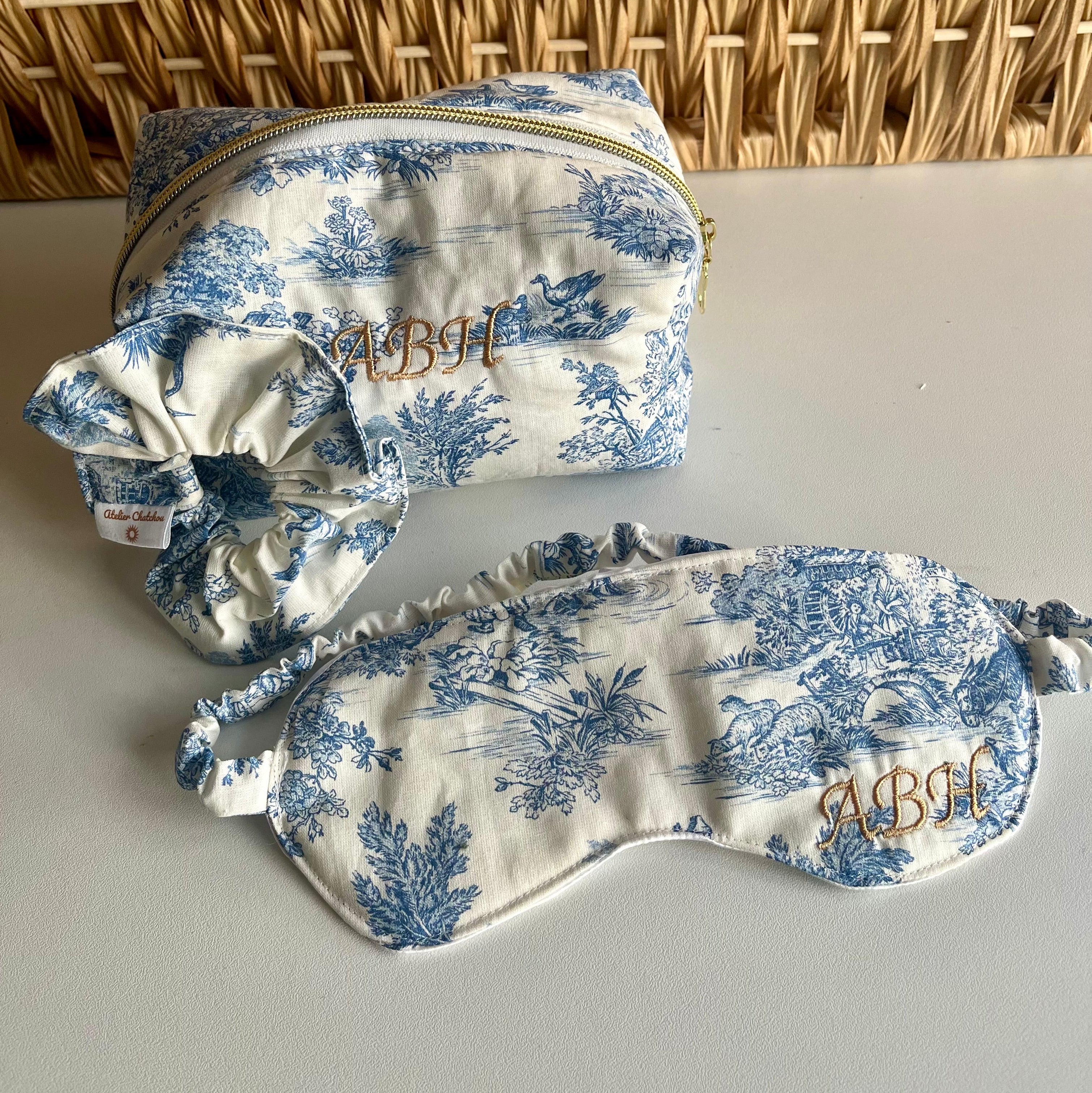 Coffret Cadeau Saint Valentin 💘 BRODERIE OFFERTE