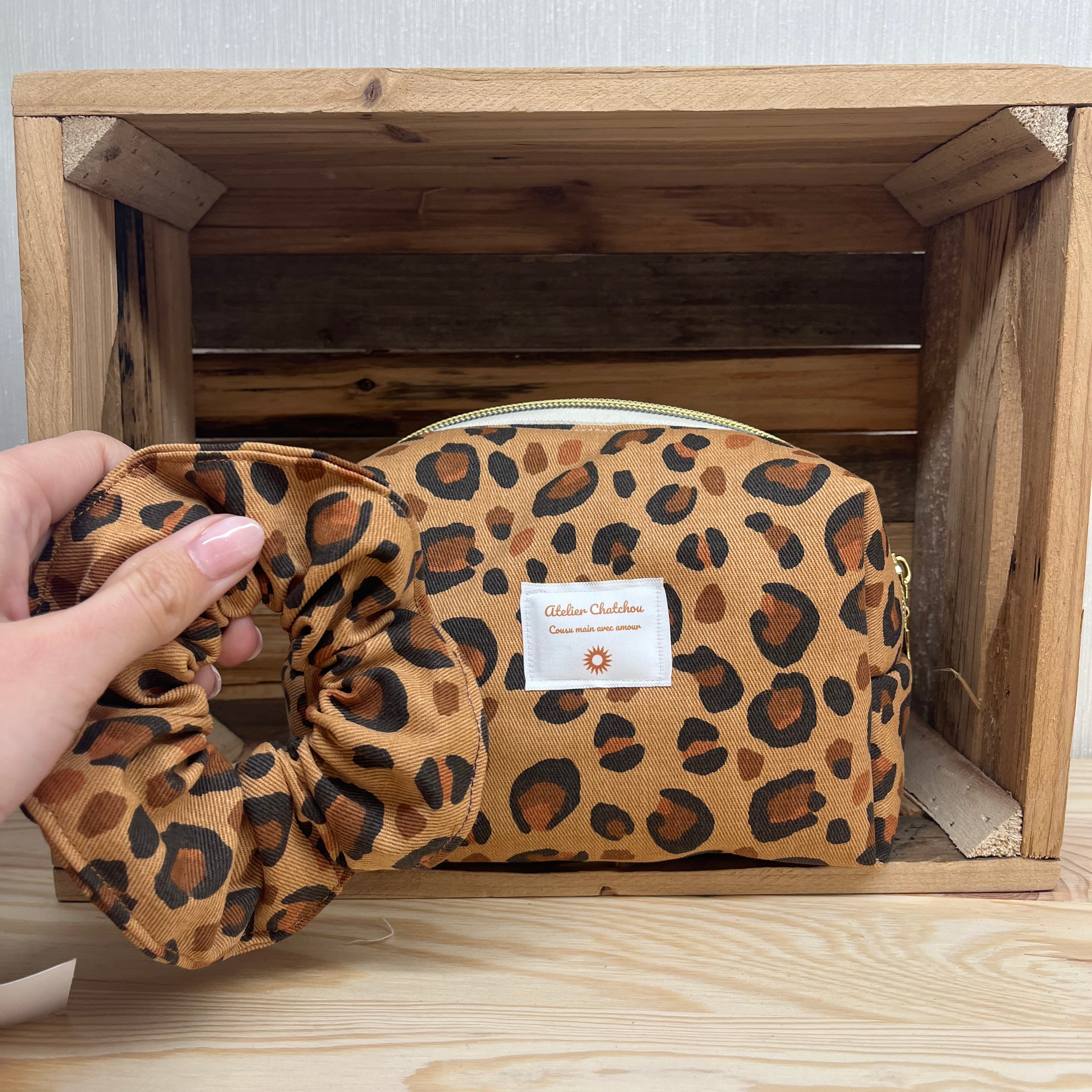 Trousse et chouchou pour cheveux 