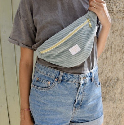 Sac banane velours côtelé