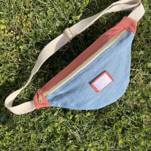 Sac banane en jean rose et bleue