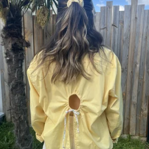 chemise pour femme jaune