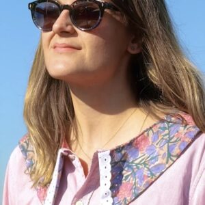 Chemise upcyclée Rose col fleuri dentelles